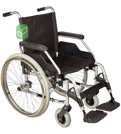 תמונה של כסא גלגלים סיעודי מדגם "סרוויס" Meyra